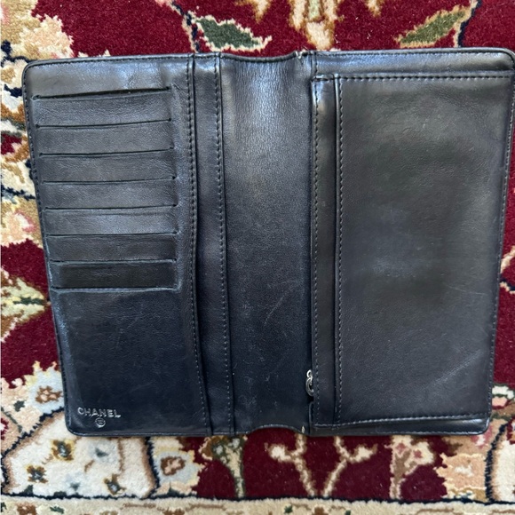 Chanel Camellia Wallet - Picture 7 of 15